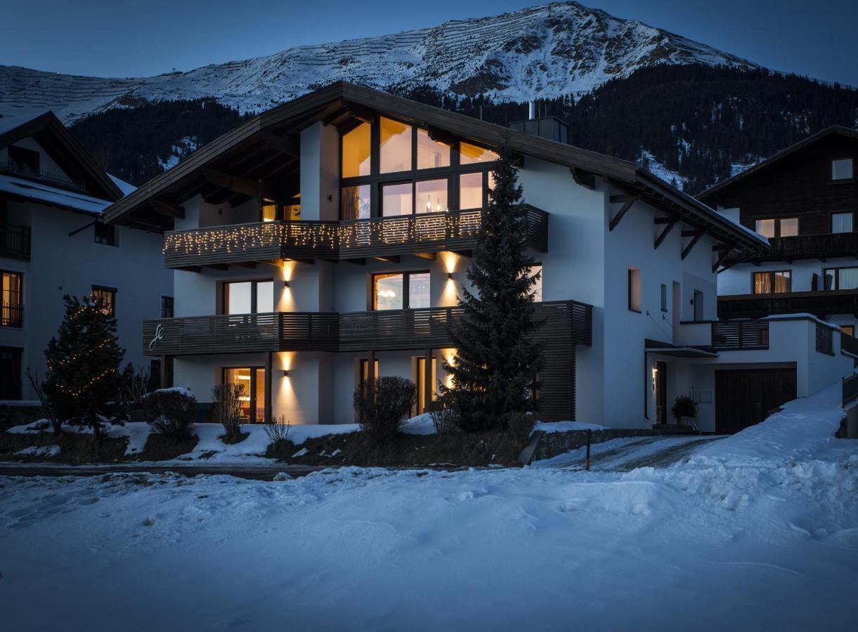 Slow Living Suite - Ferienwohnung Mit Privater Sauna & Garten Фис Экстерьер фото