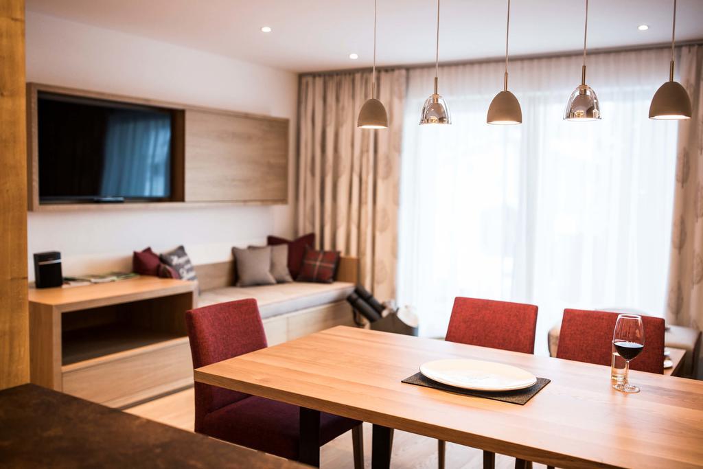 Slow Living Suite - Ferienwohnung Mit Privater Sauna & Garten Фис Экстерьер фото
