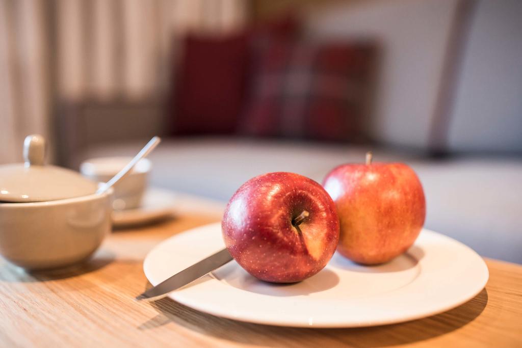 Slow Living Suite - Ferienwohnung Mit Privater Sauna & Garten Фис Экстерьер фото