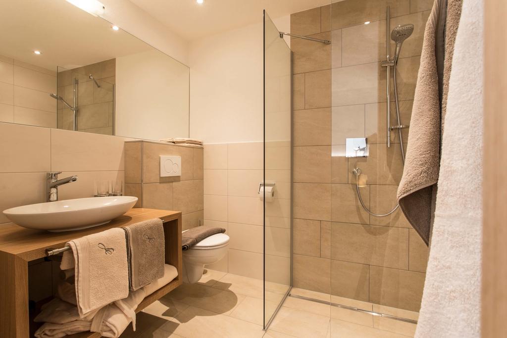Slow Living Suite - Ferienwohnung Mit Privater Sauna & Garten Фис Экстерьер фото