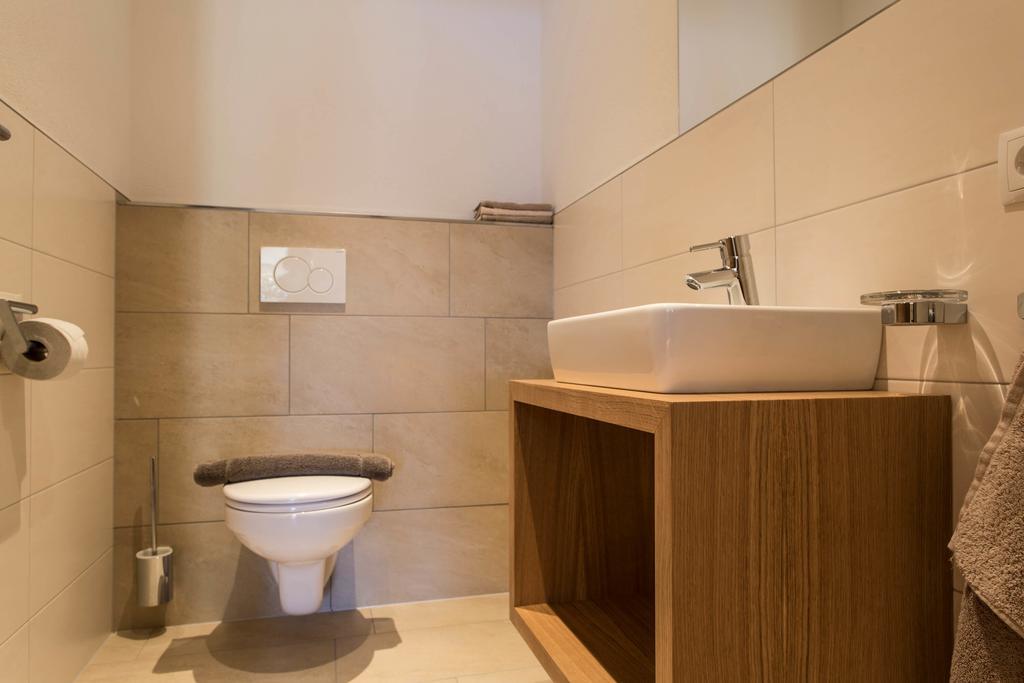 Slow Living Suite - Ferienwohnung Mit Privater Sauna & Garten Фис Экстерьер фото