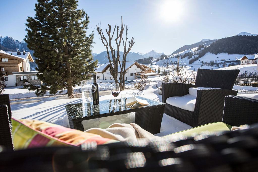 Slow Living Suite - Ferienwohnung Mit Privater Sauna & Garten Фис Экстерьер фото